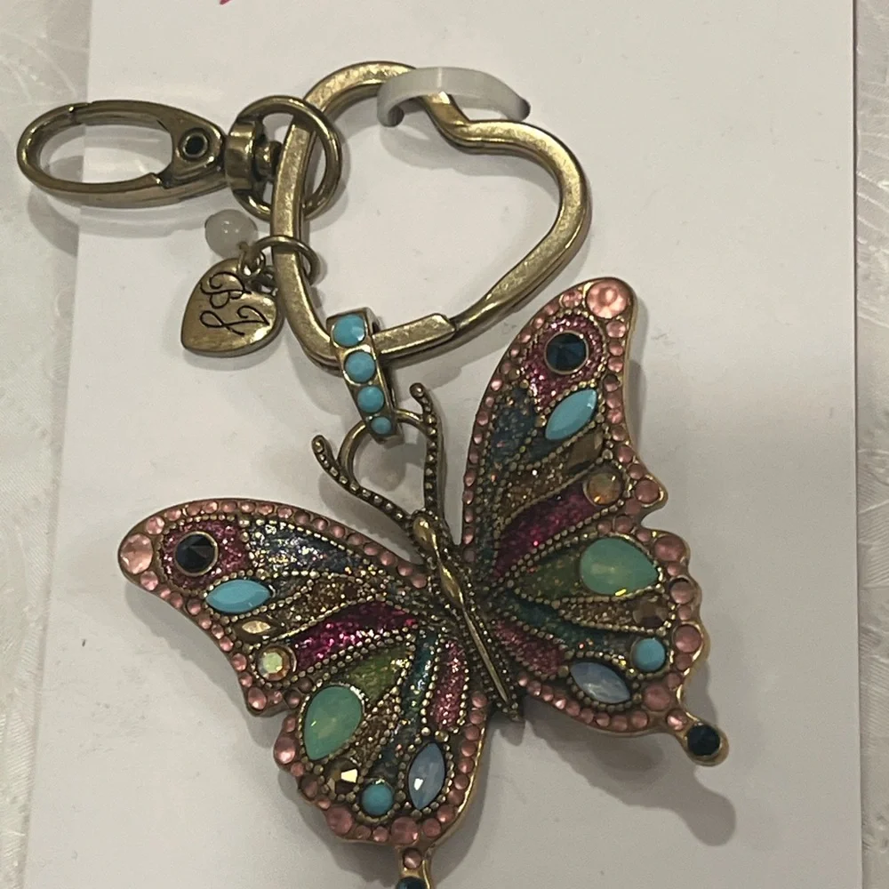 Betsey Johnson Butterfly Bag Charm Crystal Accents NWT Burnished Gold Tone Boho - Picture 4 of 8